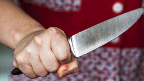 В Оргеевском районе женщина всадила нож в пьяного мужа